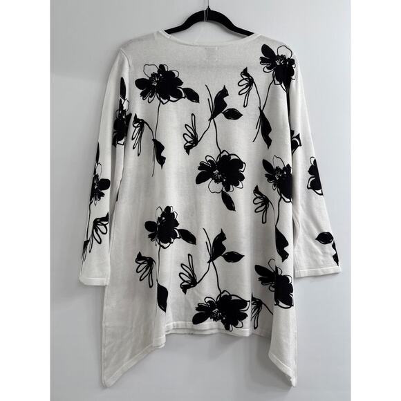 Women’s Sweater Tunic Sz XL White Black Floral Boho Work to weekend Layering - Picture 4 of 9
